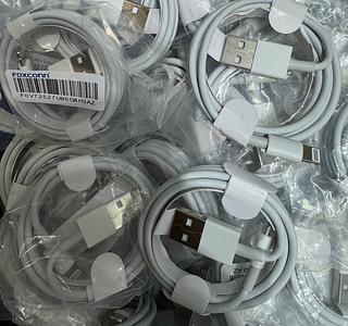 Cabo iPhone kit 4 peças.