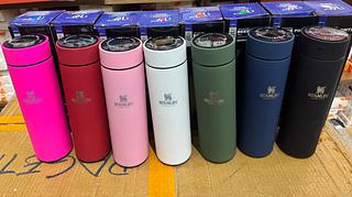 ￼Garrafa Térmica com Copo Inteligente e Display de Temperatura LED - 500ml